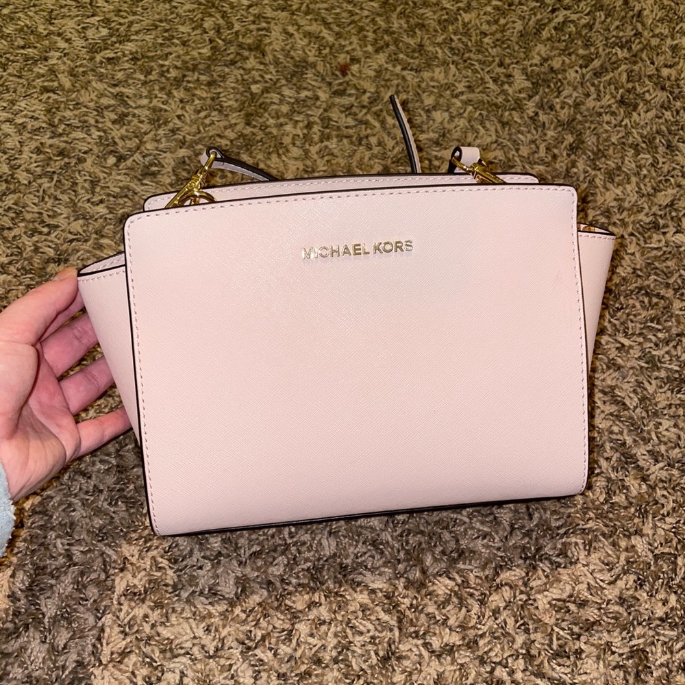Michael Kors crossbody bag